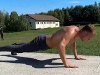 NESVAKIDAŠNJE IZDANJE GRADONAČELNIKA BANJA LUKE: Draško Stanivuković se skinuo i pokazao mišiće (VIDEO)