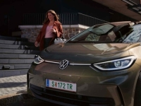 ODGOVOR NAJVEĆEG EVROPSKOG PROIZVOĐAČA: Volkswagen objavio preokret i golemu investiciju - 'Ovo je napad na Teslu'