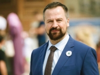 ZBIJANJE REDOVA PRED IZBORE: Muamer Bandić dobio podršku i NES-a!