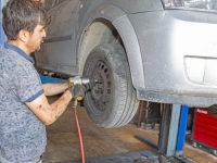 'MADE IN YUGOSLAVIA': Čovjek nakon 40 godina odlučio zamijeniti stare gume