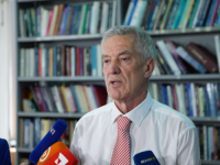 RADNICI NACIONALNE I UNIVERZITETSKE BIBLIOTEKE PROTESTVOVALI: Spremili otkaz direktoru Ovčini, on 'sakrio' pečat i nije došao na posao