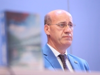 ZASTUPNIK RAMIZ SALKIĆ ZVONI NA UZBUNU: 'Entitet Republika Srpska samo formalno vodiće se kao dio Bosne i Hercegovine…'
