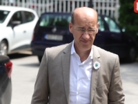 SALKIĆ NAKON USVAJANJA SPORNOG NACRTA U NSRS: 'Pokušava se stvoriti ambijent i okolnosti u kojima će se legalizovati ikonografija svojstvena Srbiji'