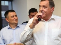 UZ ŠERANIĆA, AMIDŽIĆA I OSTALE DODIKOVE PULENE: Nosilac liste SNSD-a u Banjoj Luci...