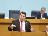 BURNA RASPRAVA U NSRS O GRBU NEMANJIĆA I HIMNI 'BOŽE PRAVDE': Nacionalnim simbolima se ne može sakriti kriminal!