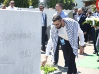 'VI NAS NAJBOLJE RAZUMIJETE': Palestinski novinar i fotoreporter, koji je svijetu prenio strahote iz Pojasa Gaze danas je u Potočarima