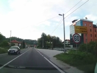 NESREĆA KOD SARAJEVA: Sudar tri vozila u Binježevu, tri osobe povrijeđene