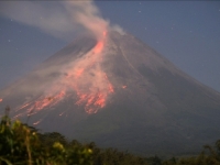 NA SNAZI STANJE PRIPRAVNOSTI: Nastavlja se erupcija vulkana Merapi