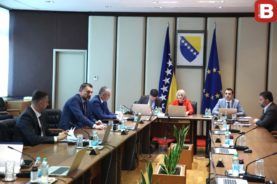 EVO ZORE, EVO DANA, A NIGDJE ZORANA; Vijeće ministara BiH u dilemi – nagraditi otpremninom ili…