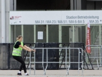 NAKON OTKAZIVANJA TAYLOR SWIFT: Pojačana sigurnost na koncertima Coldplaya u Beču, a promet za vozila...