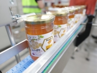 POTENCIJAL ZA DALJI RAZVOJ: U Kaćunima otvorena Fabrika za preradu i pakovanje meda, izgradnju finansirala Turska agencija za...