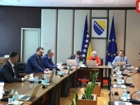 EVO ZORE, EVO DANA, A NIGDJE ZORANA; Vijeće ministara BiH u dilemi - nagraditi otpremninom ili...
