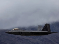 ZBOG NAPETOSTI IZMEĐU IRANA I IZRAELA: Amerika poslala ratne avione F-22 na Bliski istok