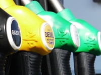 KOLIKO GOD - DOBRO JE: Na benzinskim pumpama u FBiH niža cijena goriva, maloprodajna je trenutno...