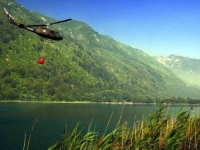 NASTAVLJA SE IZVLAČENJE HELIKOPTERA IZ JABLANIČKOG JEZERA: Prema izjavama odgovornih lica...