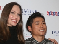 SIN ANGELINE JOLIE IMAO TEŠKU NESREĆU: Očekuje ga dugotrajan oporavak, poznato u kakvom je zdravstvenom stanju