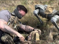 NOVI NAČIN RATOVANJA: Ukrajina na front šalje 'čopore robot pasa' protiv ruske vojske