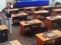 PRIJETI JOJ DUGOGODIŠNJI ZATVOR: Ruska šahistkinja pokušala otrovati rivalku na turniru, sve su zabilježile nadzorne kamere (VIDEO)