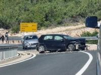 SPORIJE SE ODVIJA SAOBRAĆAJ: Težak sudar na cesti Stolac-Neum