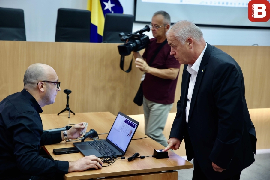 STRANKE SE ŽALE NA PRAVILA CIK-a: Šta jeste, šta nije kampanja?