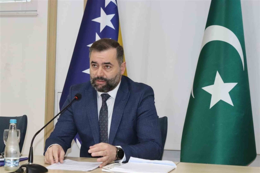 CHRISTIAN SCHMIDT GA ŽESTOKO NAPAO: Džafer Alić odgovorio na kritike zbog izjave o ‘podstanarima’ u BiH
