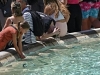 ITALIJA SE BORI S PREKOMJERNIM TURIZMOM: Ograničavaju pristup najposjećenijoj fontani?