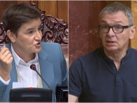 ĆUTA U SKUPŠTINI SRBIJE NIKAD NE ŠUTI: 'Pa vama kad bi Vučić rekao da se svi skinete goli...'