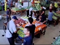 UŽASNI SNIMCI PONOVO STIŽU IZ LIBANA: Gore kuće, automobili, eksplozije se čuju jedna za drugom, hiljade ranjenih... (FOTO, VIDEO)