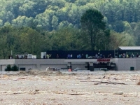KADAR IZ TENNESSEEJA KOJI DJELUJE NESTVARNO: Pacijenti i osoblje zarobljeni na krovu potopljene bolnice