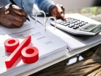 TO POTVRĐUJU PODACI AGENCIJE ZA BANKARSTVO RS: Banke iz FBiH nude niže kamate građanima u...