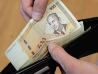 TO JE NAMA NAŠA TROJKA DALA: Plate u RS-u za 29 KM veće od plata u Federaciji BiH!