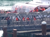 U TOKU VELIKA AKCIJA SPAŠAVANJA: Prevrnuo se brod u La Mancheu, poginulo najmanje 12 migranata