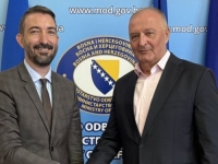 HELEZ PRIMIO VUČINIĆA: BiH i dalje može računati na svaki vid pomoći NATO-a