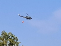 GORI ŠUMA: Helikopter Oružanih snaga BiH gasi požar kod Maglaja