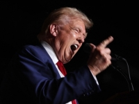 TRUMPOVA PORUKA ODJEKUJE AMERIKOM: Evo šta je poručio nakon nove pucnjave...