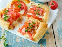 PRIJEDLOG ZA DANAS: Napravite lisnatu štrudlu sa pestom i mozzarellom, ali prvo zagrijte...