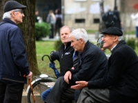 NEDOSTAJE VIŠE OD 200 MILIONA EURA: BiH za isplatu penzija treba stotine hiljada novih radnika
