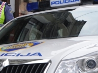 PIJANI MLADIĆ IZ BiH DIVLJAO KOMŠILUKOM: Nije odmah ni stao kad su ga Hrvati zaustavili