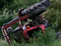 HRONIČNI PROBLEM U RS-u: Svake godine desetine traktorskih nesreća, veliki broj povrijeđenih i poginulih...