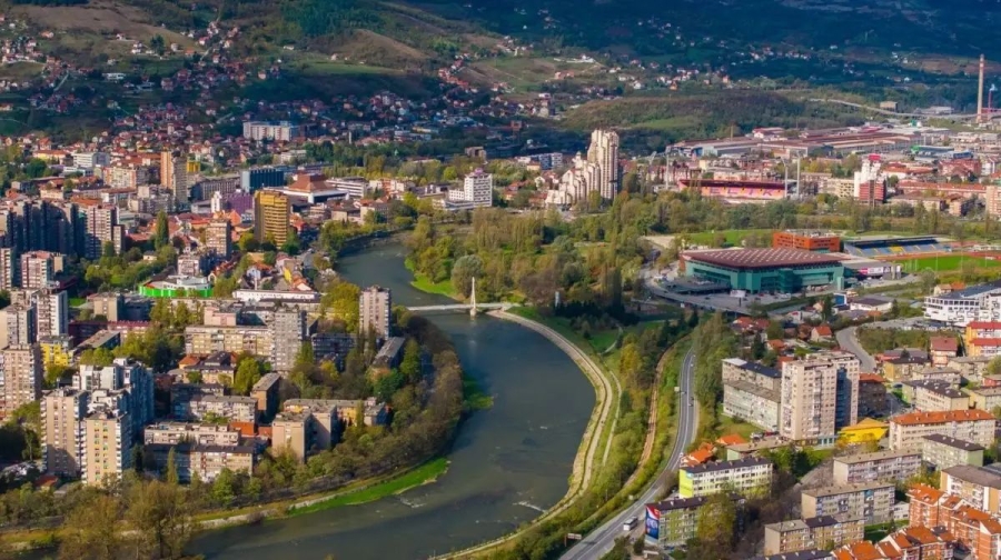 ŠTITE DEMOKRATIJU ILI NEČIJI INTERES: Brojna ‘zvučna’ imena među kandidatima za biračke odbore u Zenici