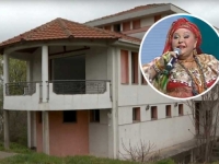 KUĆA STRAVE ESME REDŽEPOVE: Odgojila je 47-ero djece, a umjestu da je pretvore u muzej, opljačkali su SVE (FOTO)