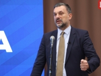 KONAKOVIĆ O POLITIČKIM UTICAJIMA NA BH. PRAVOSUĐE: SDA i SNSD sinhronizirano napadaju; mora biti nastavak istrage o respiratorima koji su ubijali ljude!