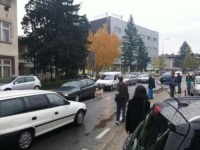 DRAMA U BOSANSKOJ KRUPI: Maloljetnik napao policijsku stanicu, ubijen policajac, drugi teško povrijeđen?
