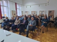 SIGURNOST DJECE MORA BITI APSOLUTNI PRIORITET: Na današnjem sastanku s predstavnicima Vijeća roditelja učenika...