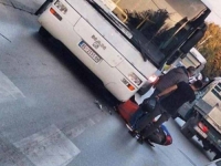 JEZIVA SCENA U ČAČKU: Vozač motora podletio pod točkove autobusa... (FOTO)