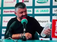 'SAMO ŠTO NE POVRATI': Urnebesna reakcija legendarnog Italijana nakon što je probao vodu Janu (VIDEO)
