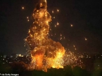 PAKLENA NOĆ U BEJRUTU: Žestoki izraelski napadi na južna predgrađa, gusti crni oblaci iznad grada... (FOTO, VIDEO)