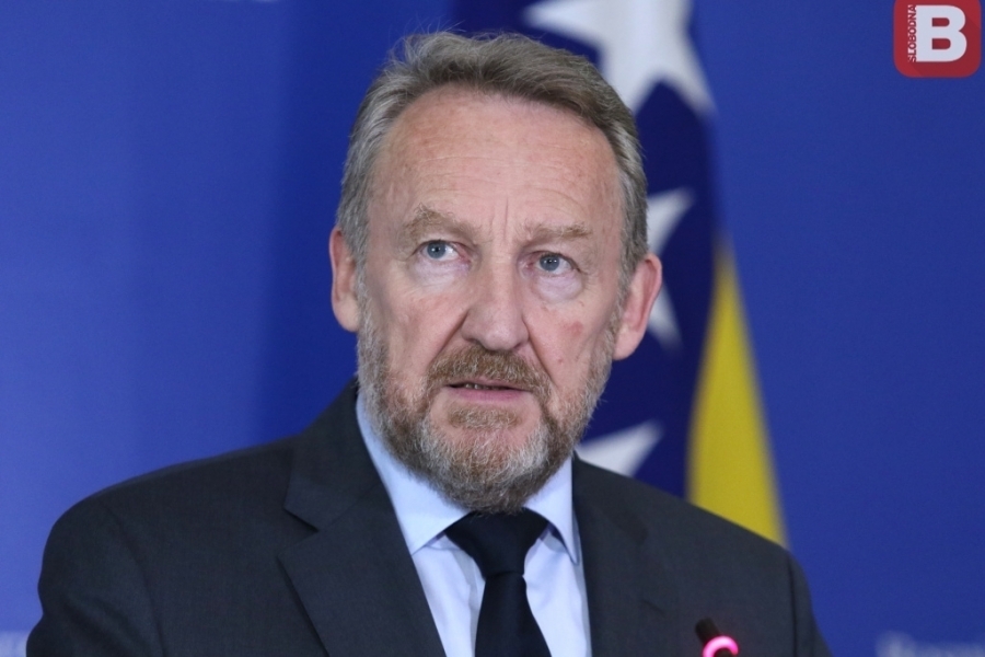 BAKIR IZETBEGOVIĆ OTKRIO KARTE: ‘Dakle, mora biti Srbin saglasan s nečim, mora Hrvat, mora Bošnjak. Evropa to….’