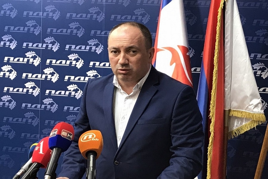 IGOR CRNADAK UPITAO: Da li će biti posebna sjednica NSRS i za Nešića?