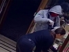 PREPOZNAJETE LI PLJAČKAŠE ZLATARE NA BAŠČARŠIJI: Naoružane razbojnike snimila kamera, policija na terenu...